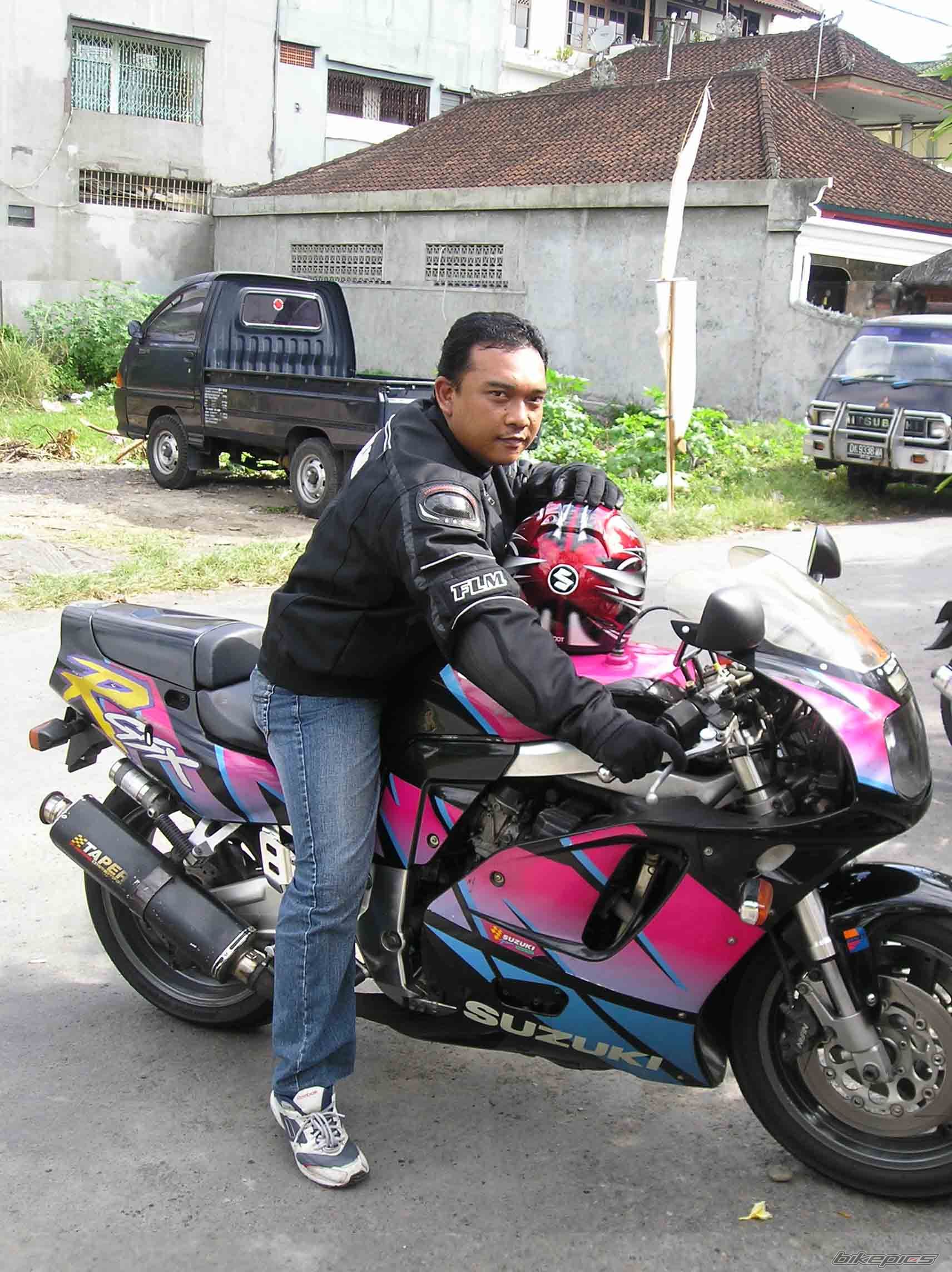 Bike Photo 998521