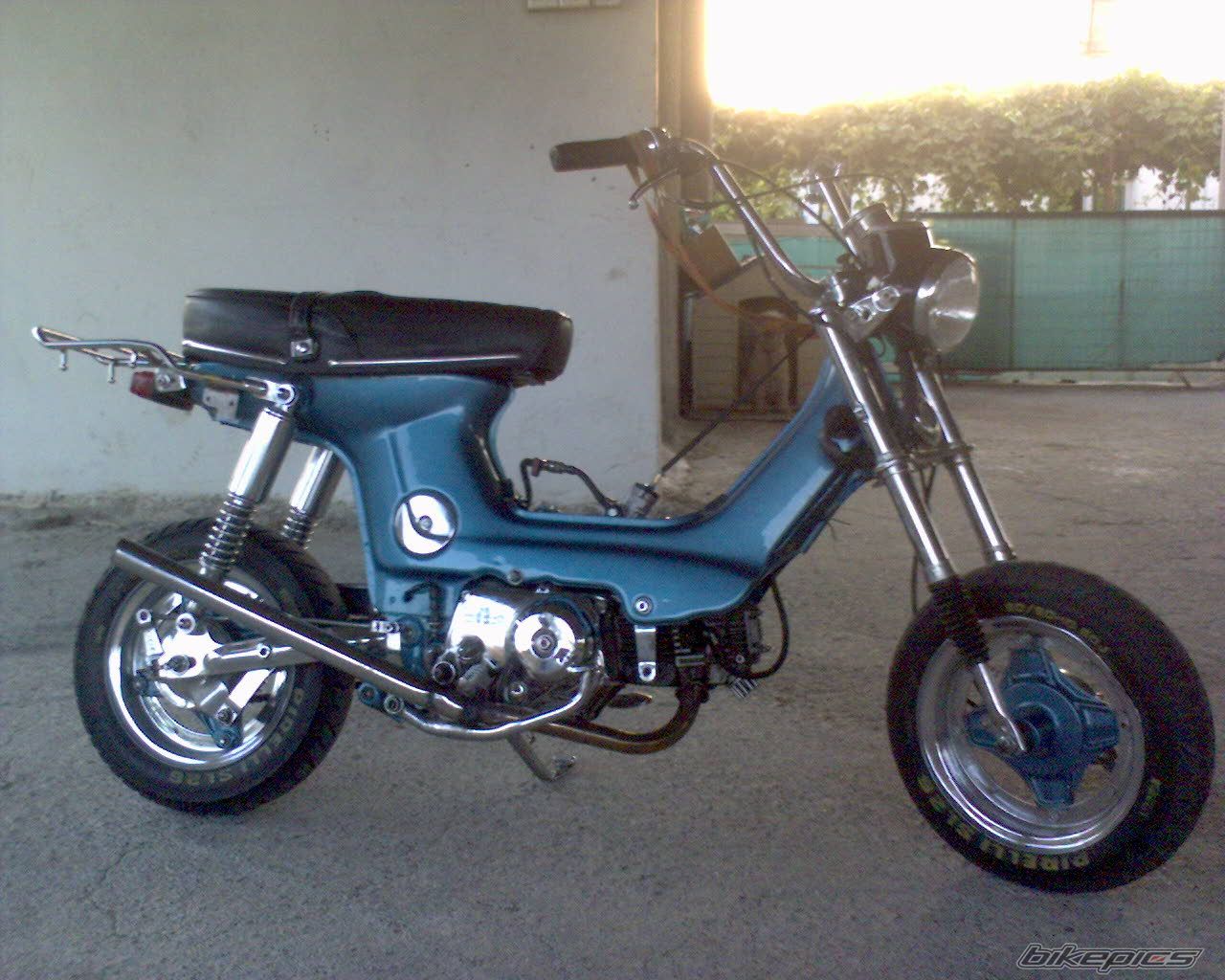 Bike Photo 998776