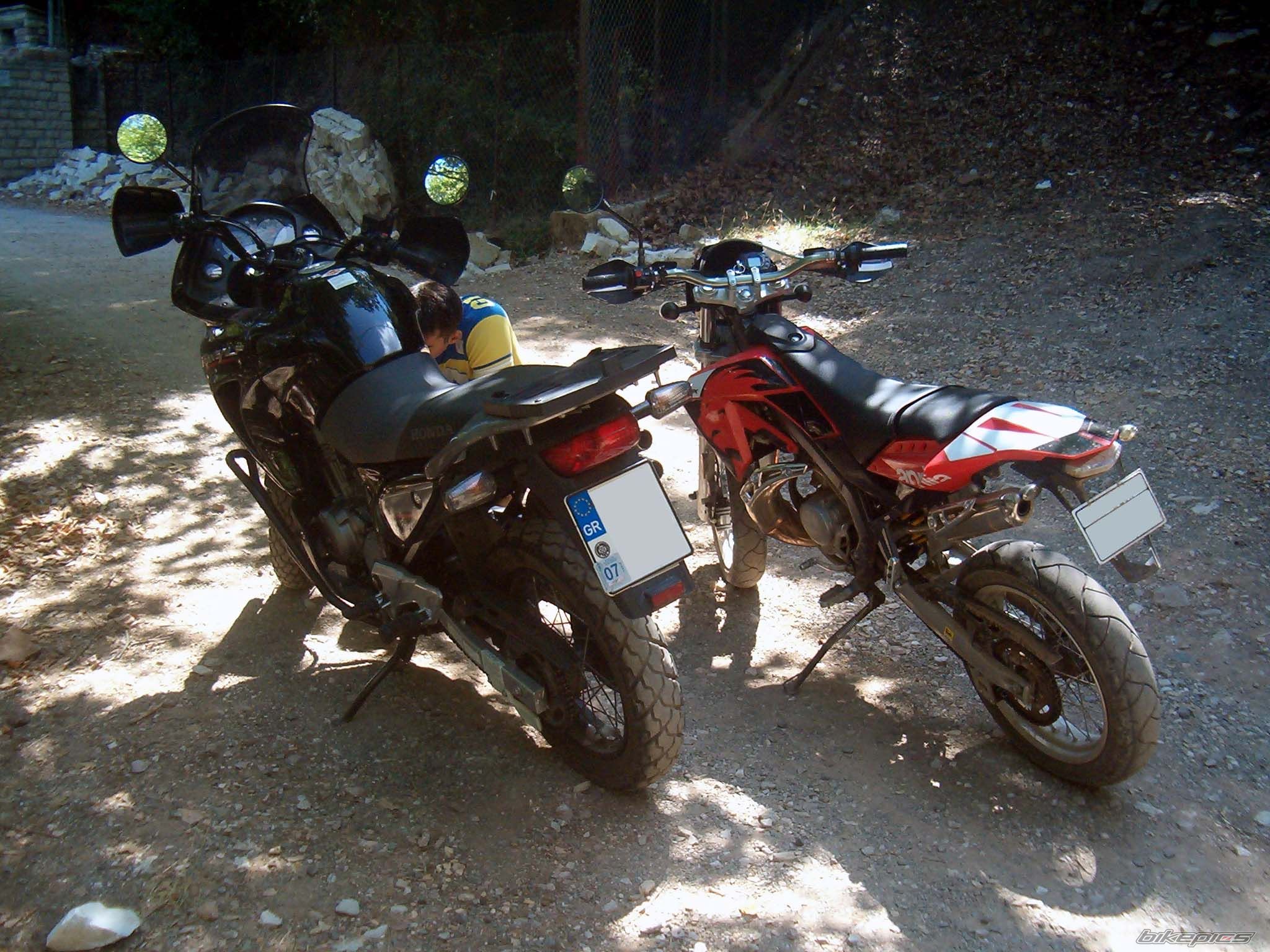 Photo 998985