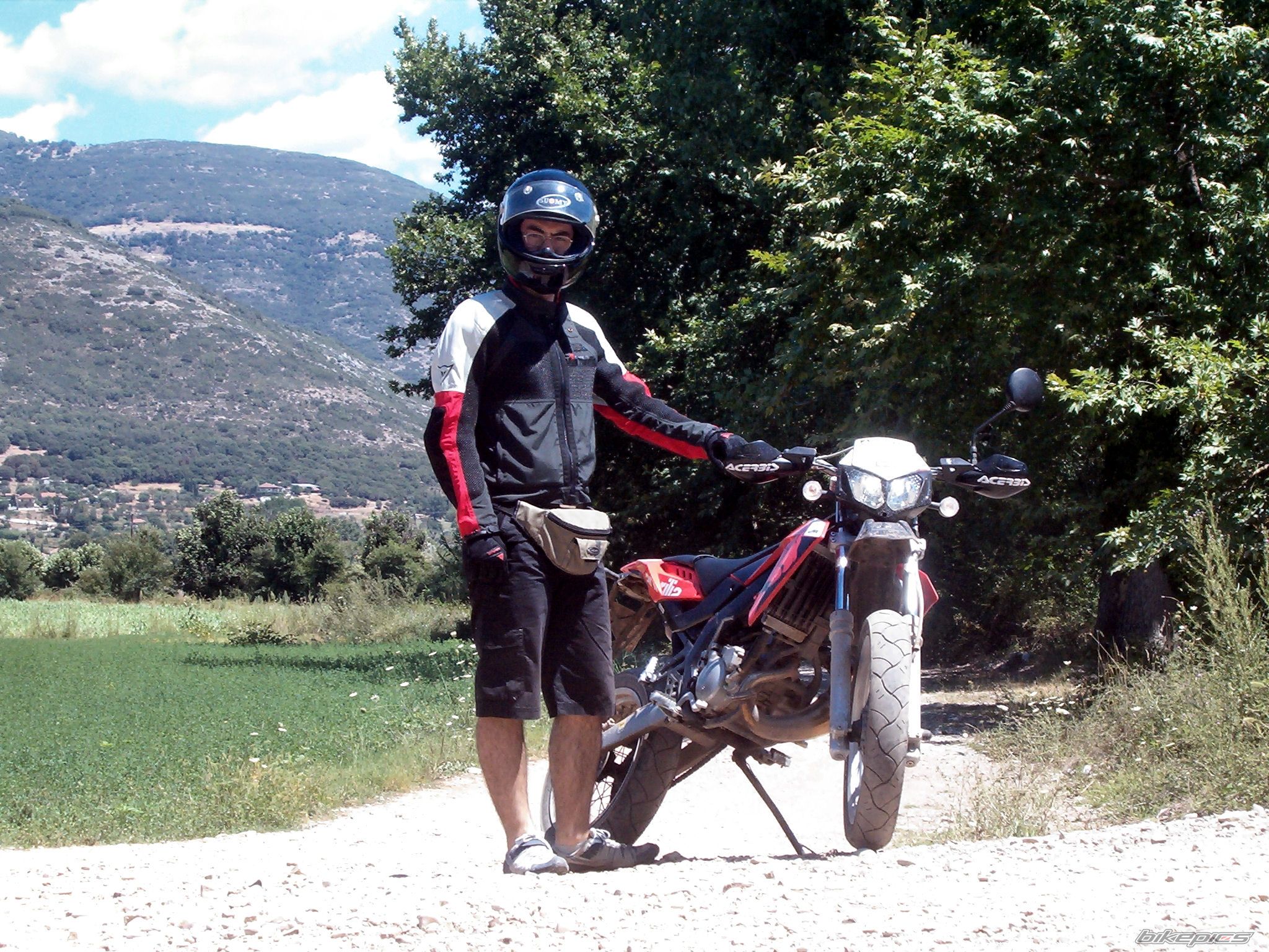 Photo 999019