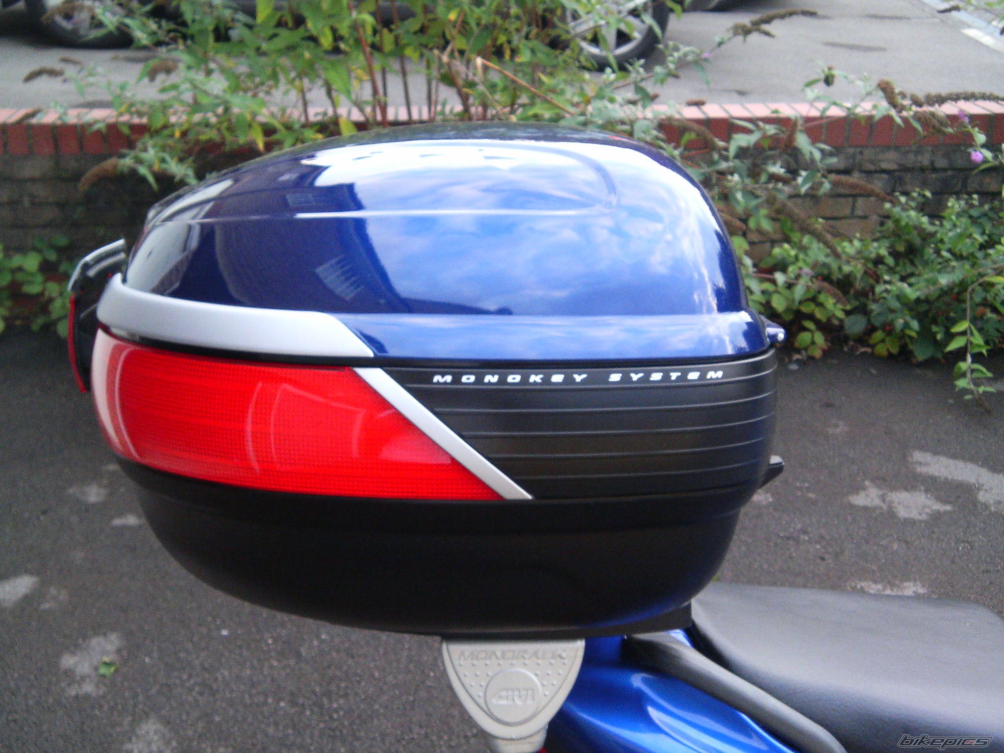 Bike Photo 999043
