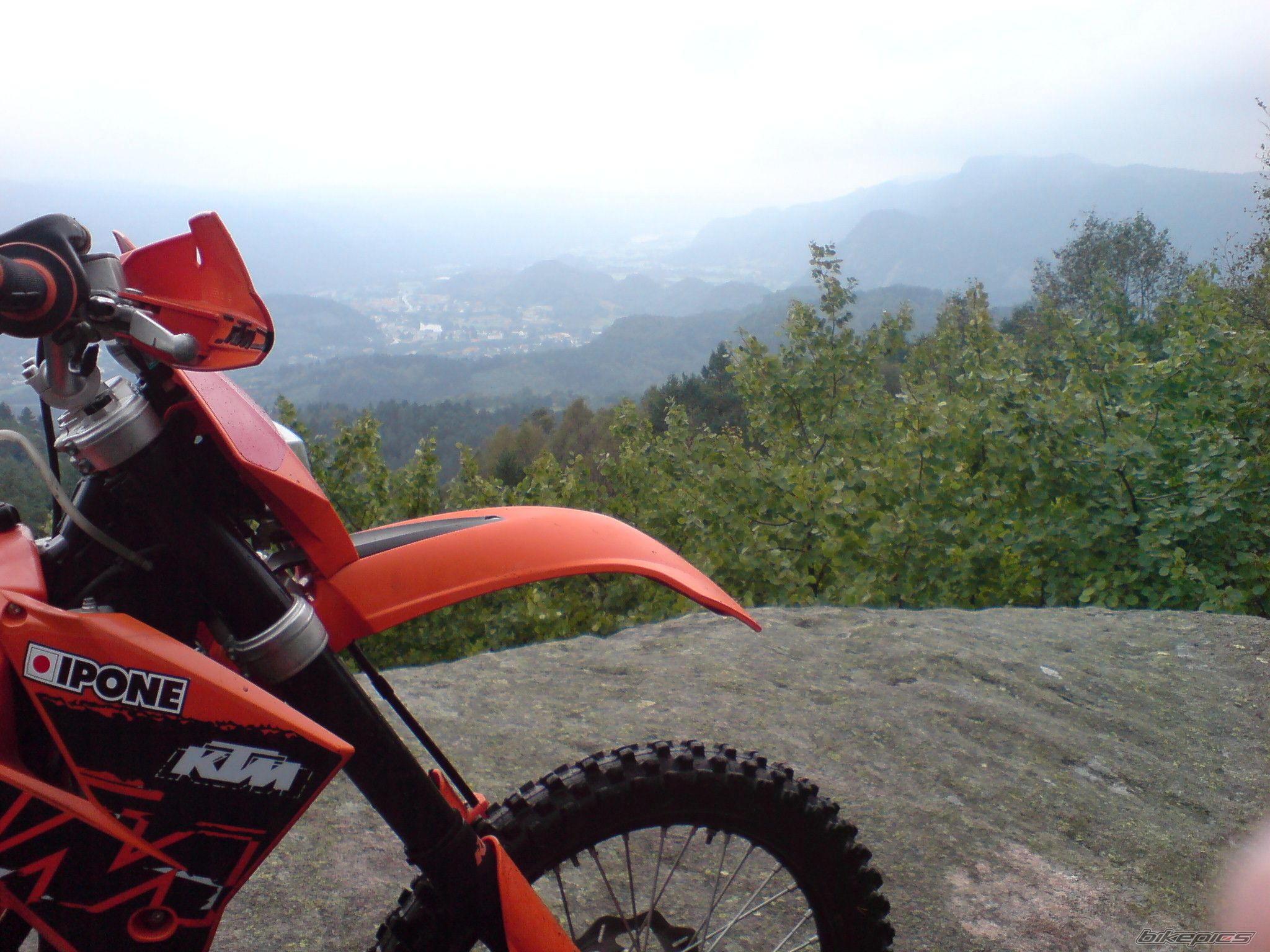 Photo 999076