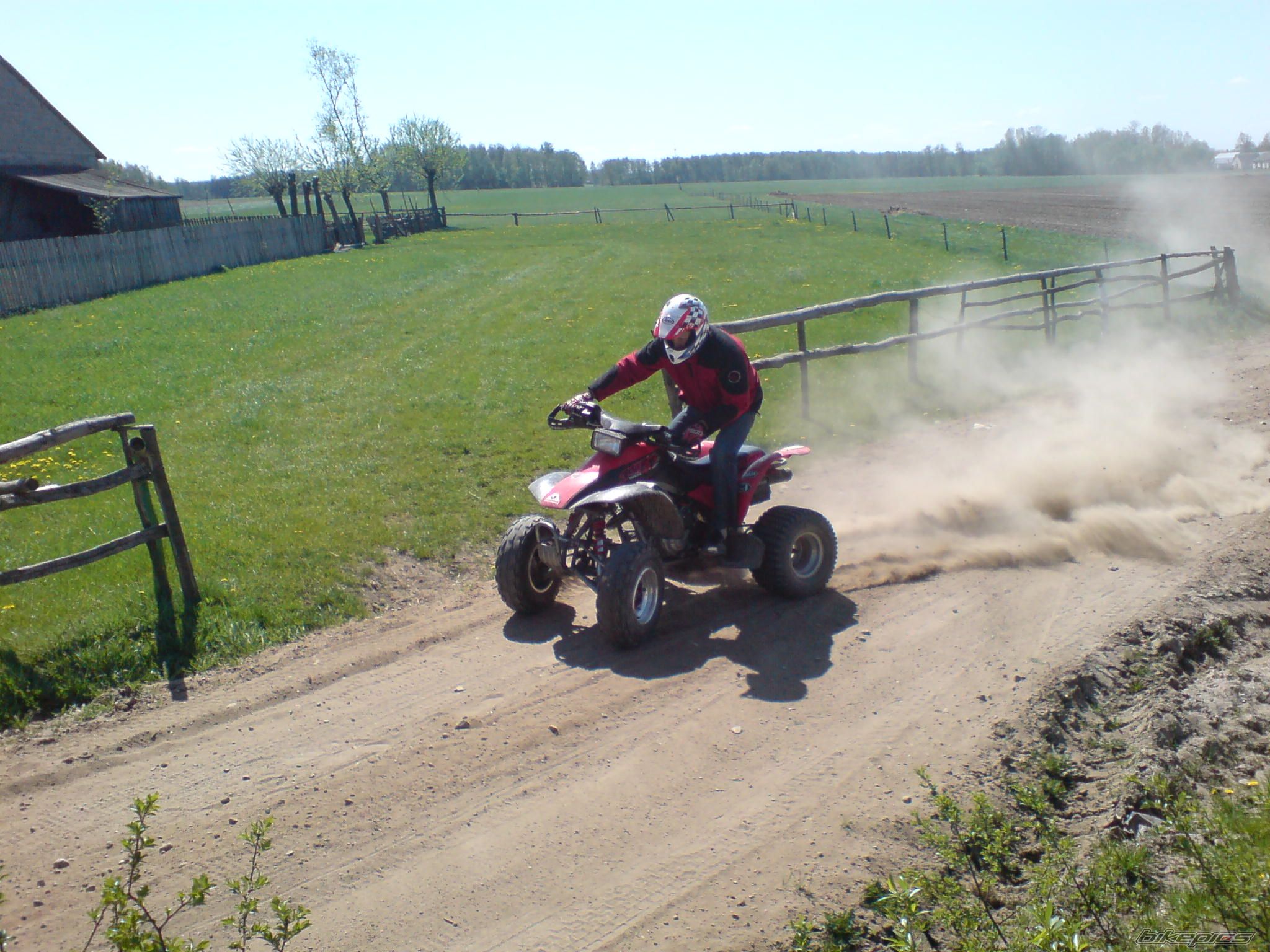 Bike Photo 999100