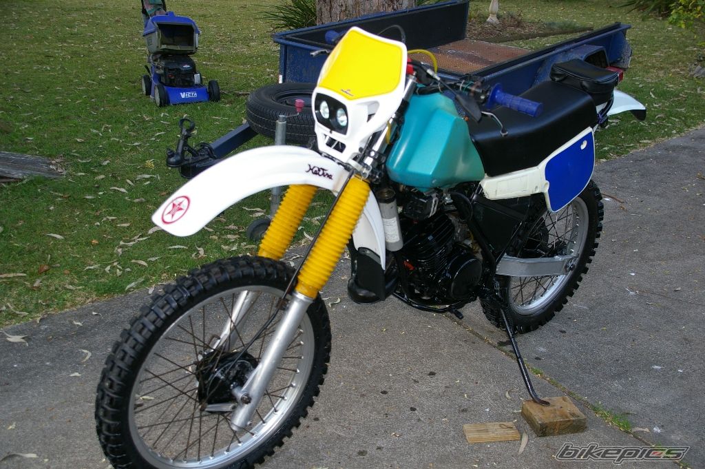 Bike Photo 999290