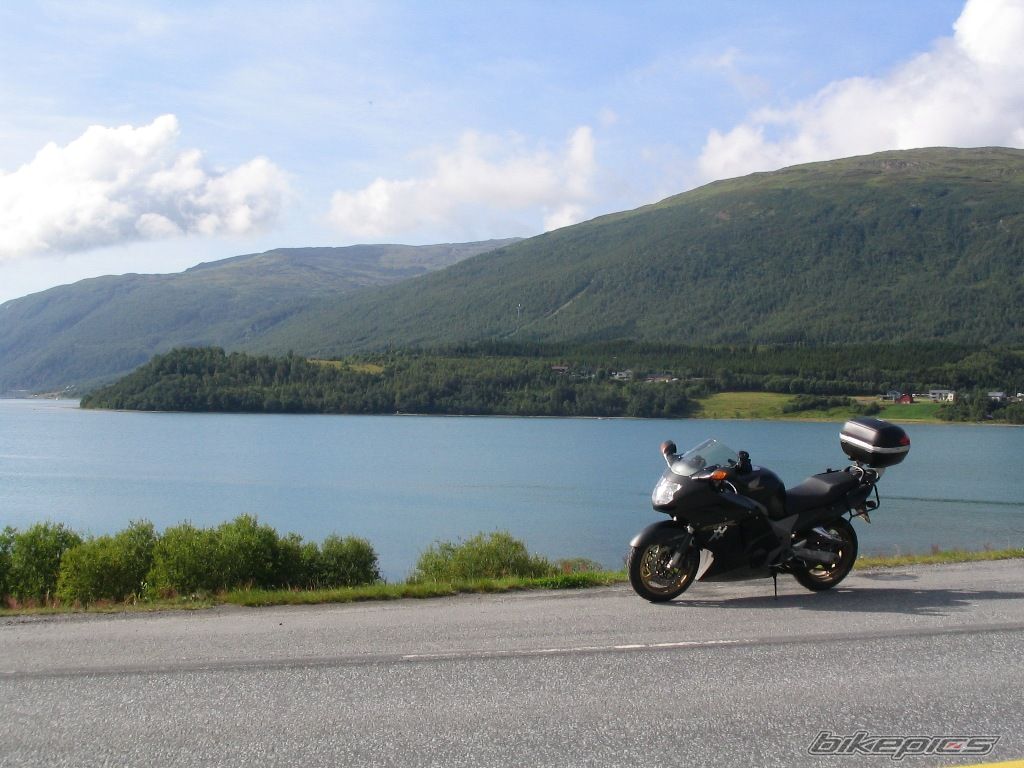 Bike Photo 999335