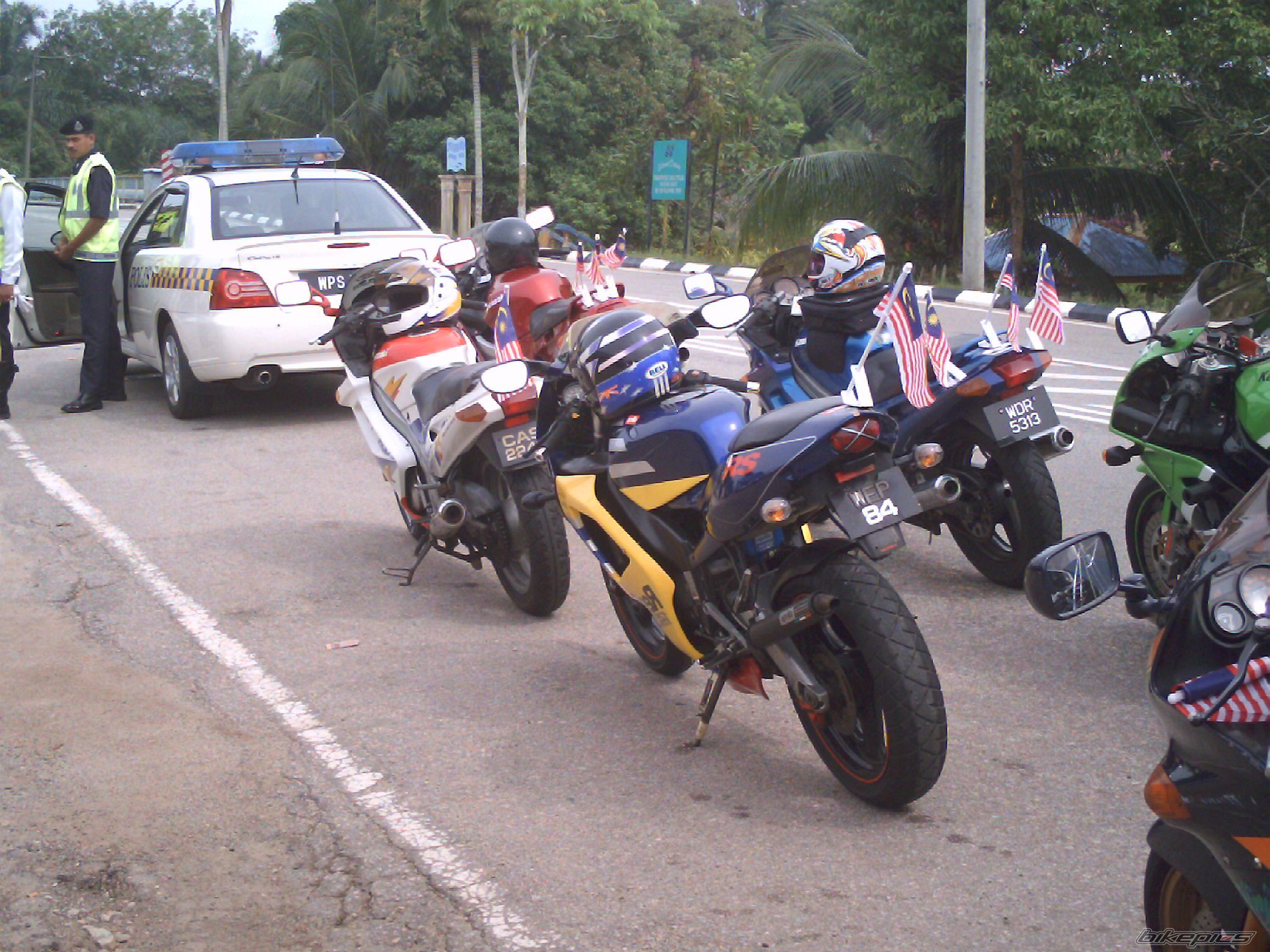 Bike Photo 999360