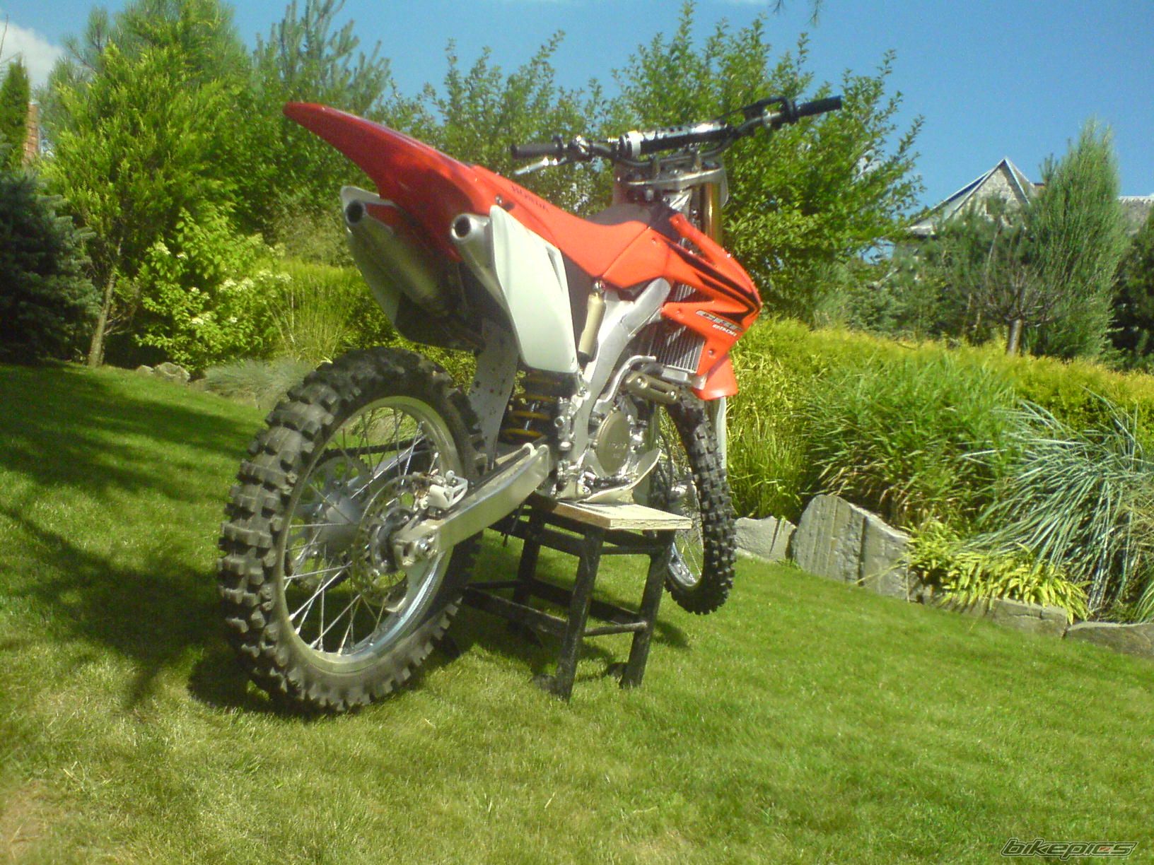 Bike Photo 999439