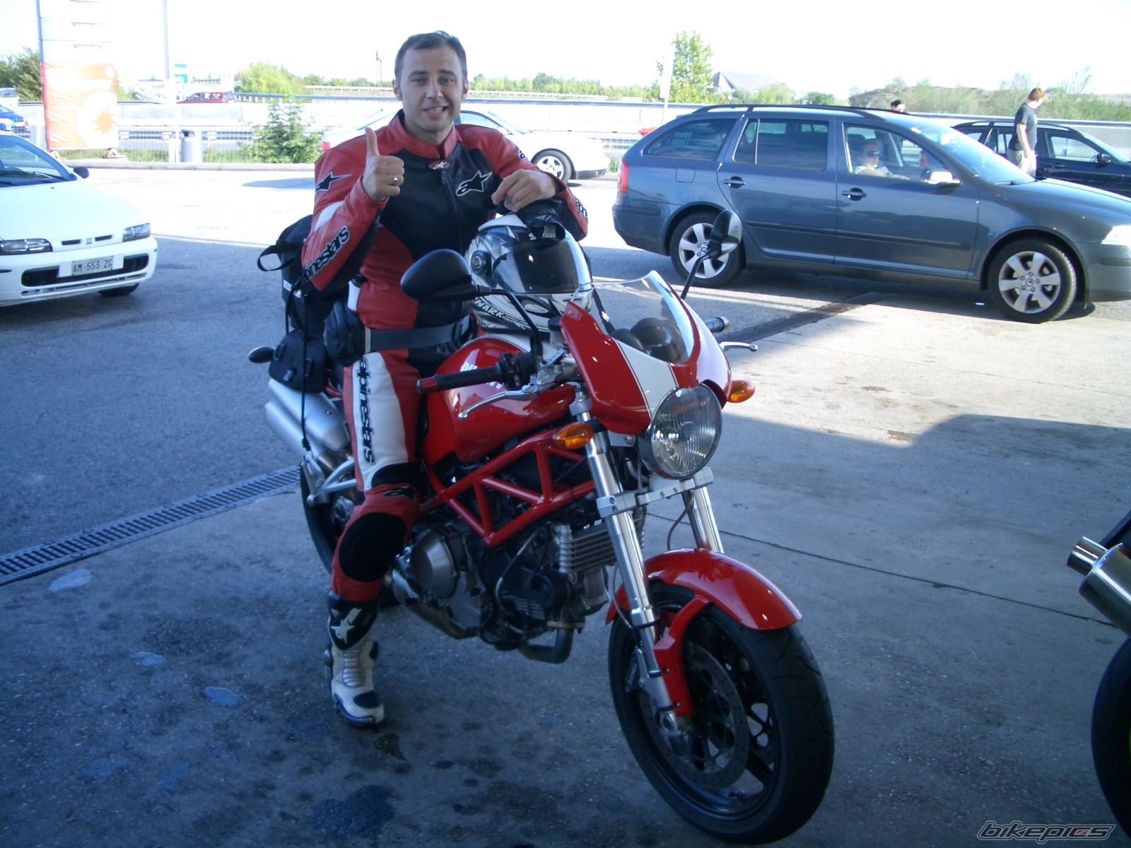 Bike Photo 999484