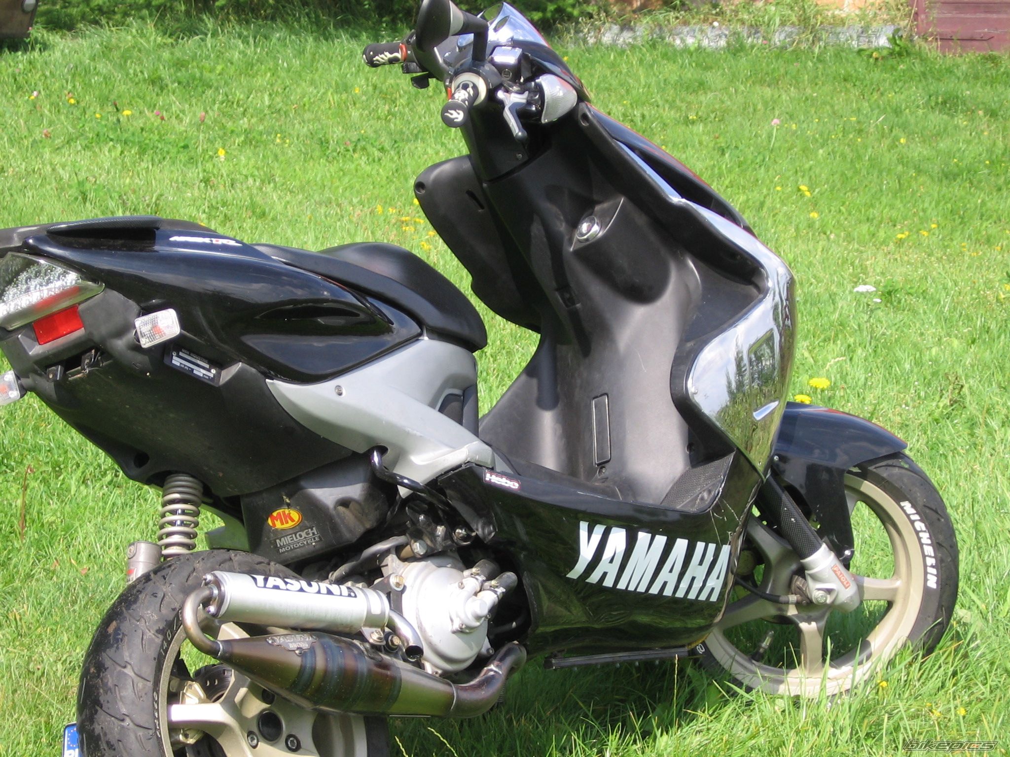 Bike Photo 999496