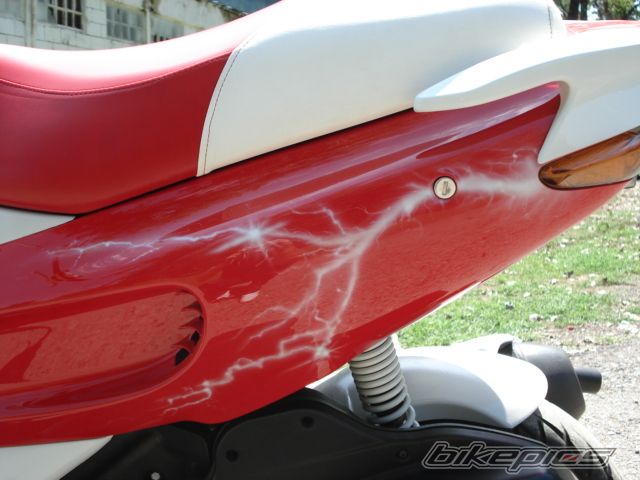 Bike Photo 999658