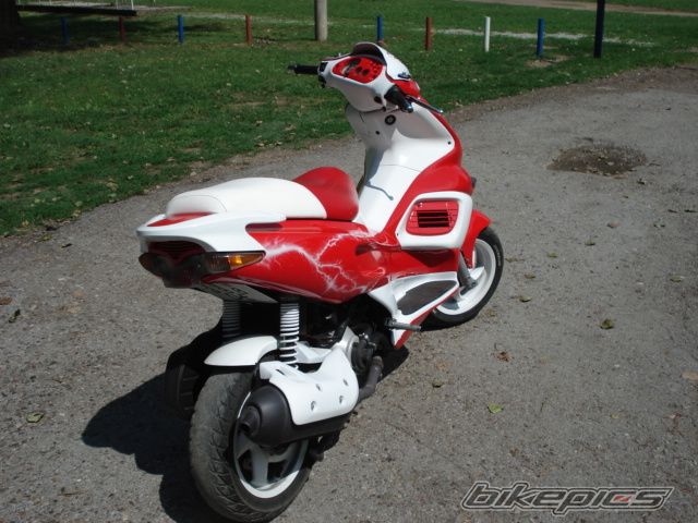 Bike Photo 999665