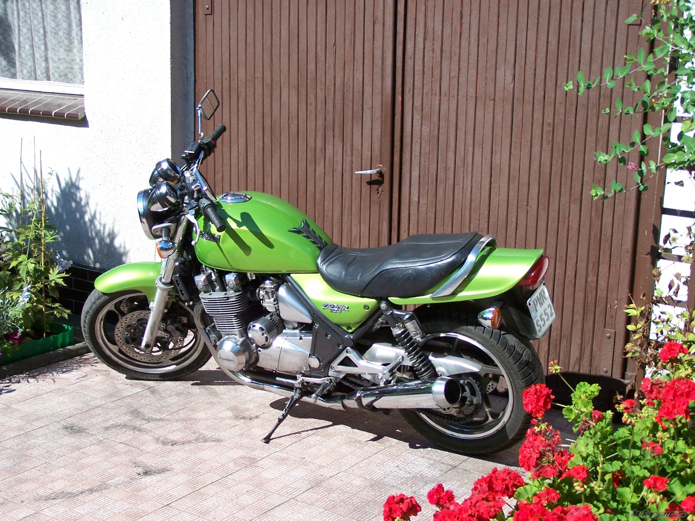 Bike Photo 999672
