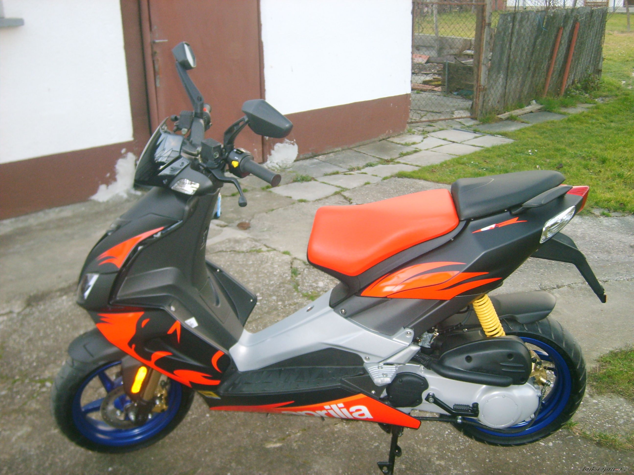 Photo 999740