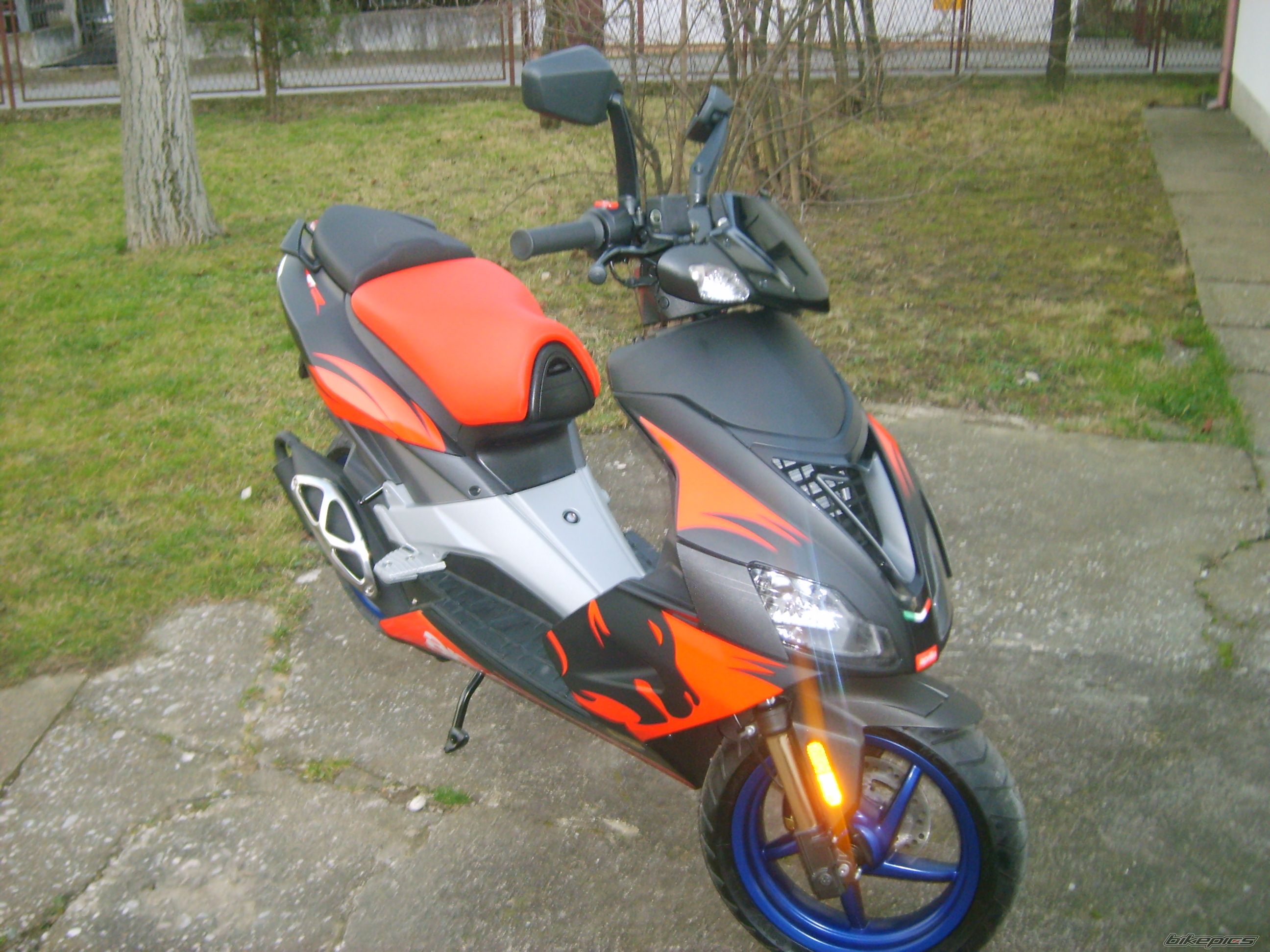 Photo 999744