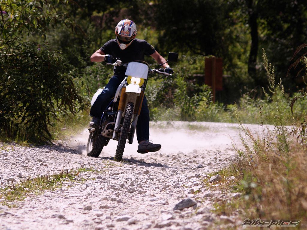 Bike Photo 999856