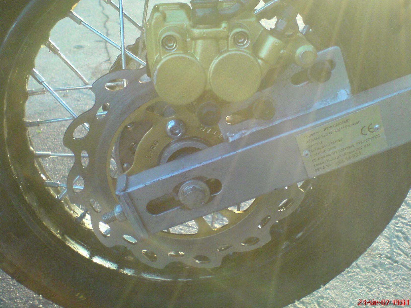 Bike Photo 999945